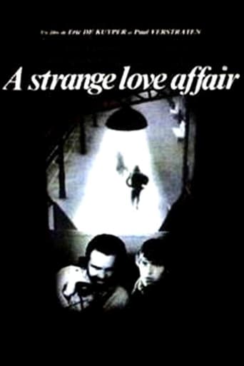 A Strange Love Affair (1985) extra-torrent